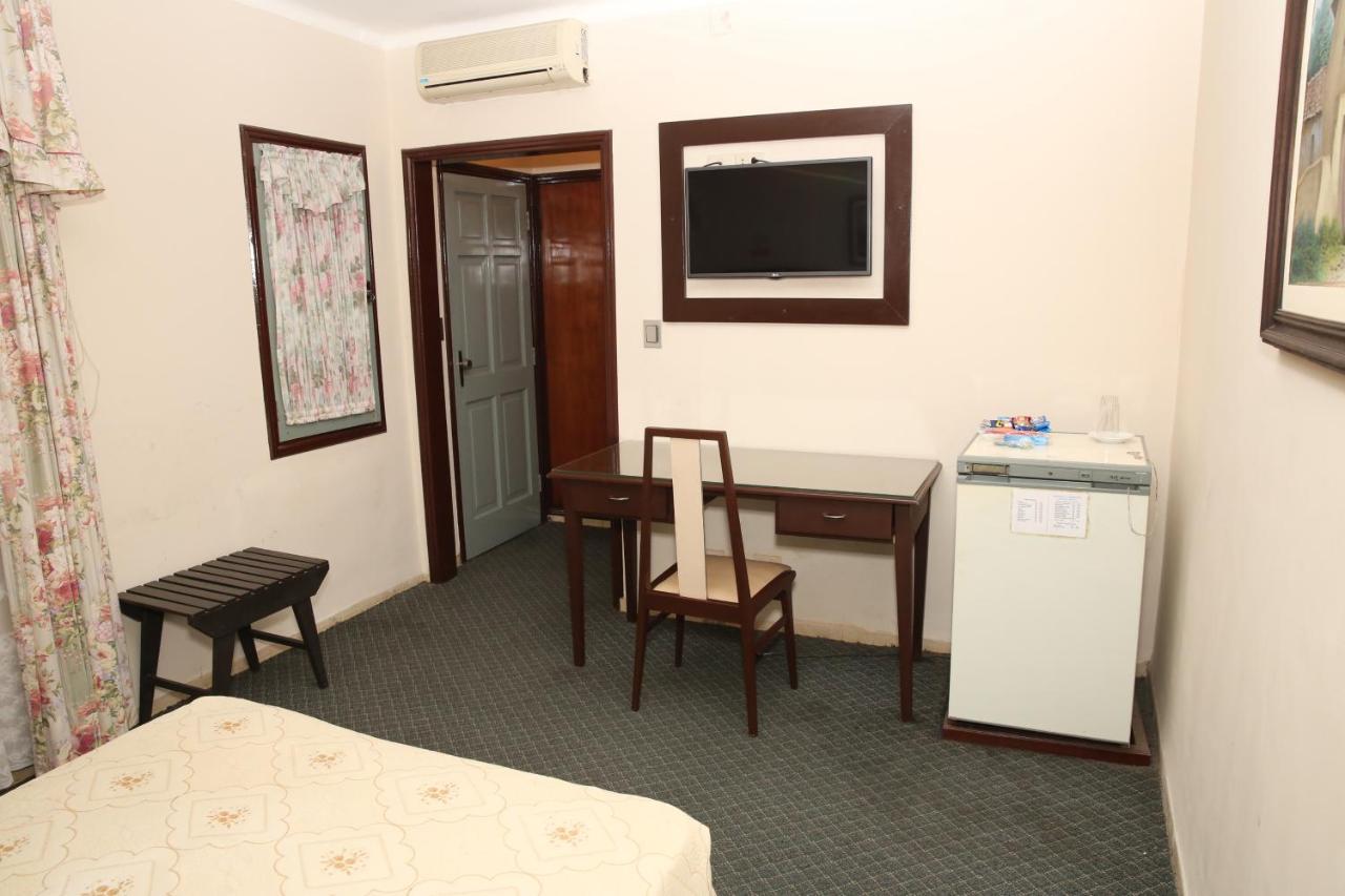 Hotel Bolivia Santa Cruz de La Sierra Exteriör bild